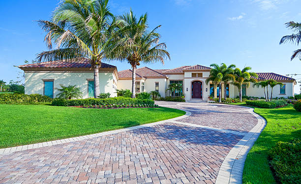 Best Driveway Paving Contractor  in Steiner Ranch, TX